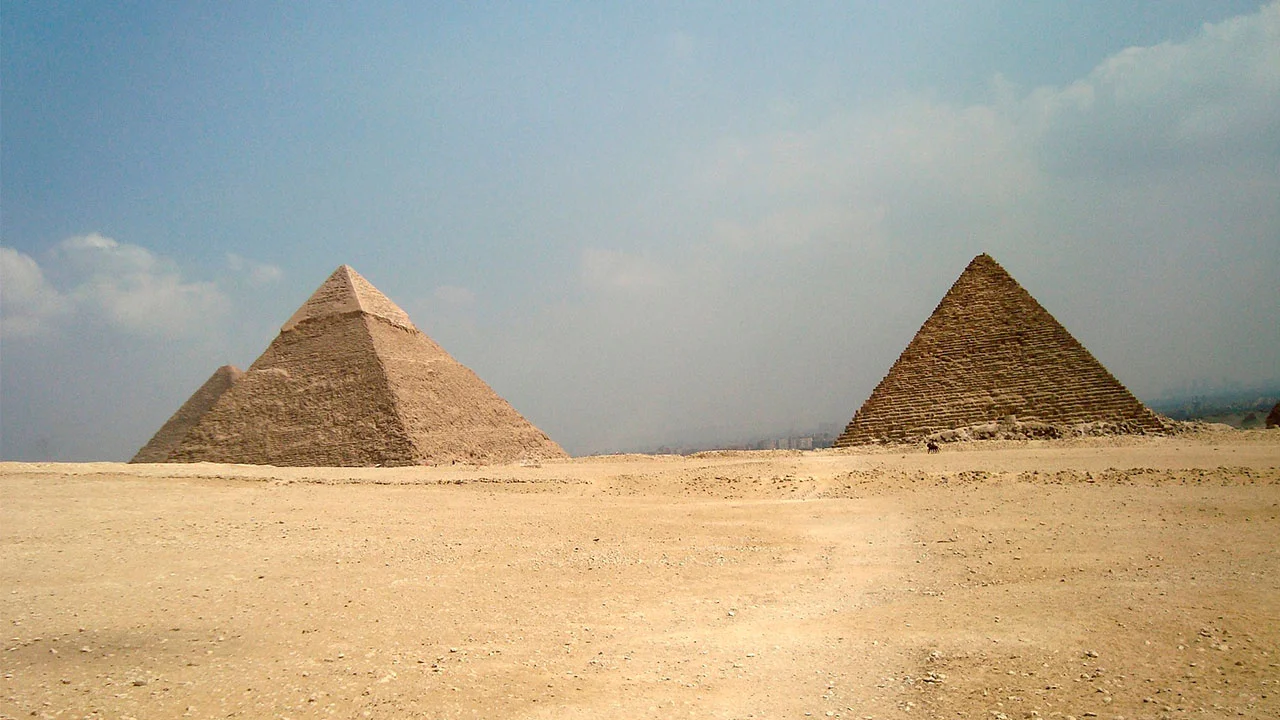 pirâmide de Gizé